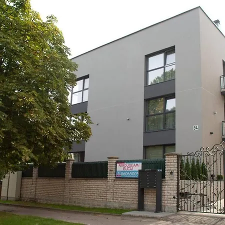 Luxurious Oak Park By Polo *