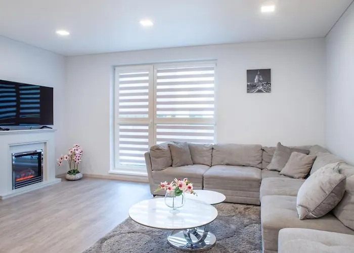 Luxurious Oak Park By Polo Appartement *