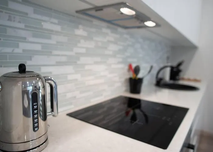 Luxurious Oak Park By Polo *